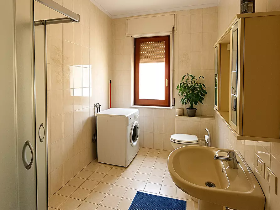 Immagine 14 di Appartamento in vendita  in Via Dante a Quartu Sant'elena