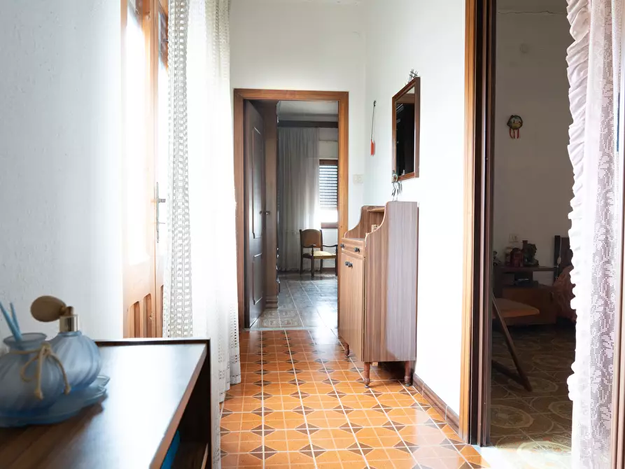 Immagine 5 di Casa indipendente in vendita  a Uta