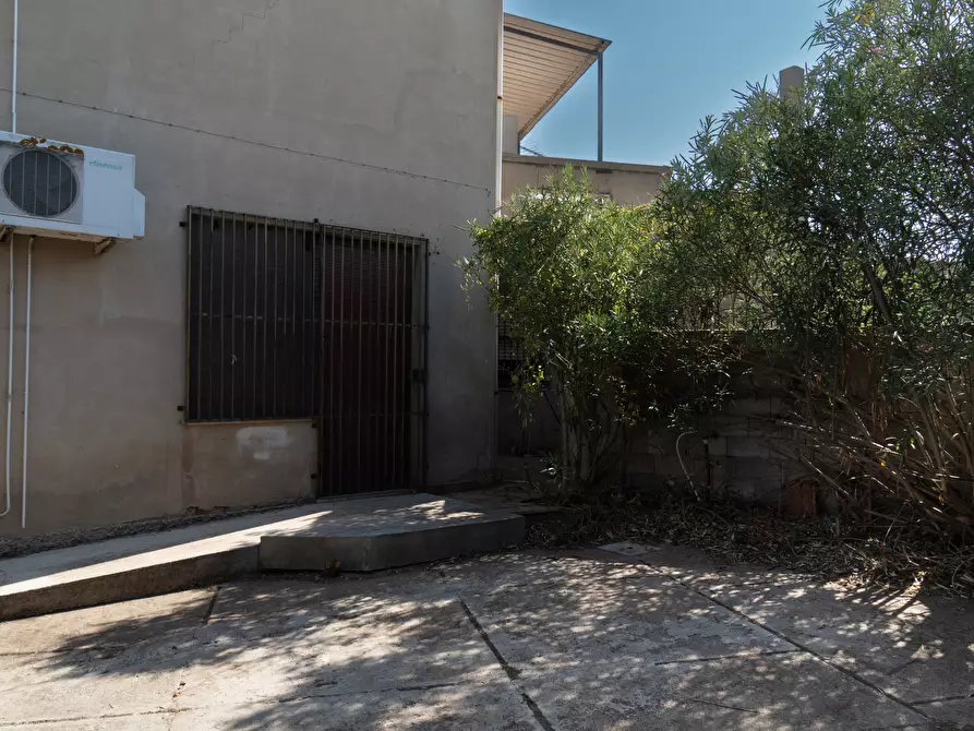 Immagine 13 di Casa indipendente in vendita  a Decimoputzu