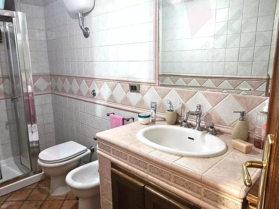 Immagine 20 di Villetta a schiera in vendita  a Quartu Sant'elena