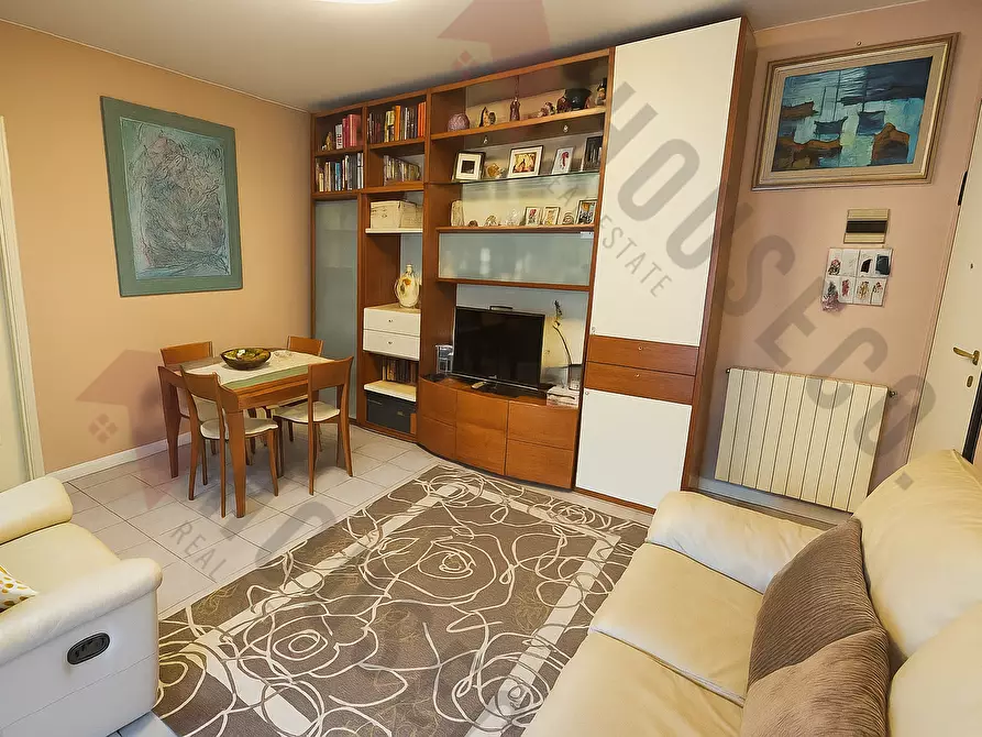 Immagine 7 di Appartamento in vendita  in via Solferino a Quartu Sant'elena