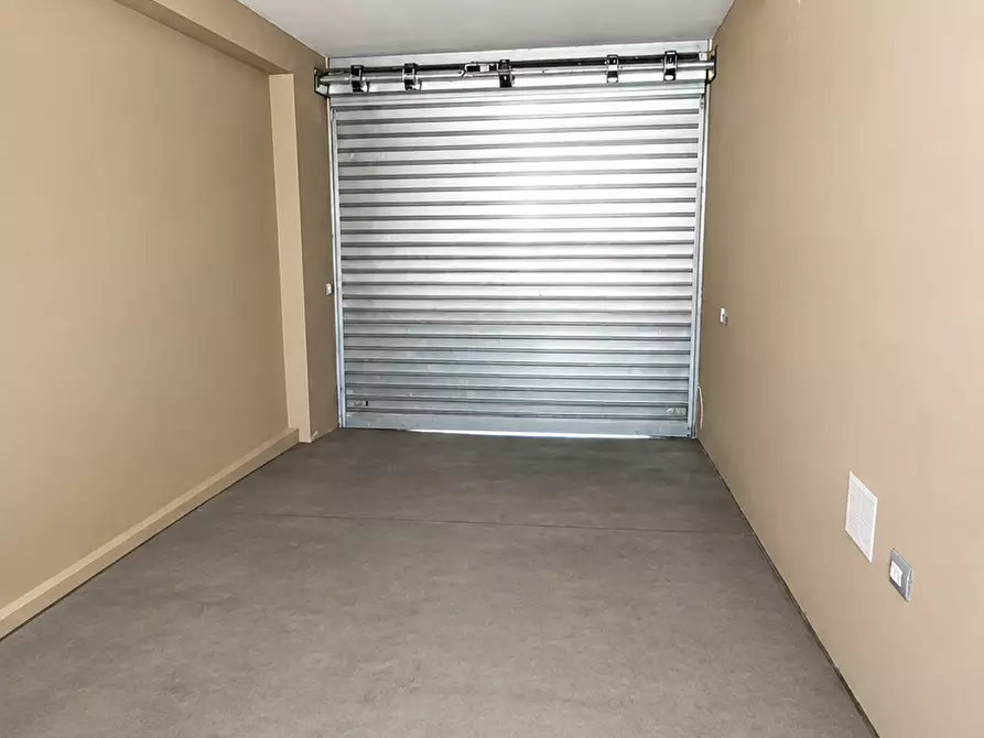 Immagine 19 di Appartamento in vendita  in Via San Bachisio SNC a Monserrato