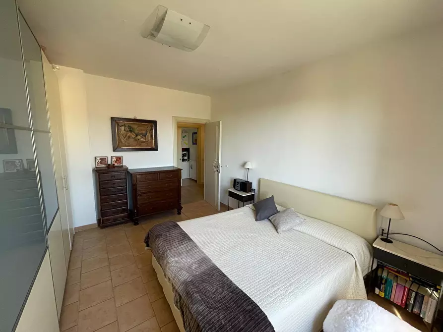 Immagine 18 di Quadrilocale in vendita  a Ameglia