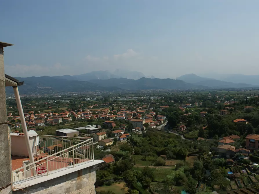 Immagine 1 di Terratetto in vendita  a Ameglia