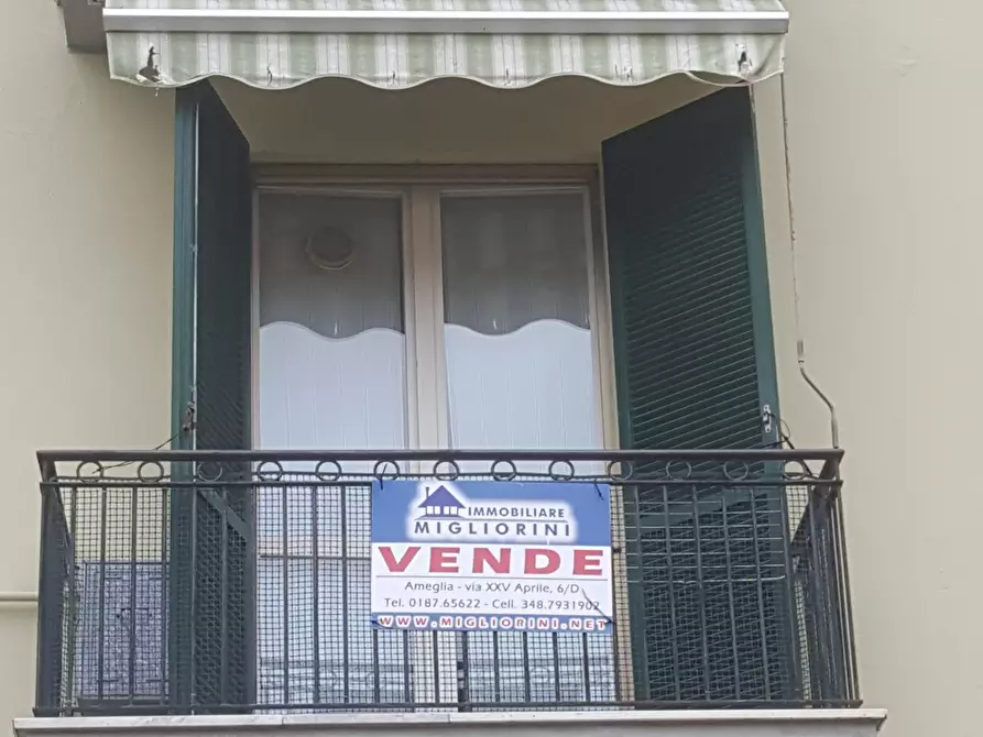 Immagine 12 di Bilocale in vendita  a Ameglia