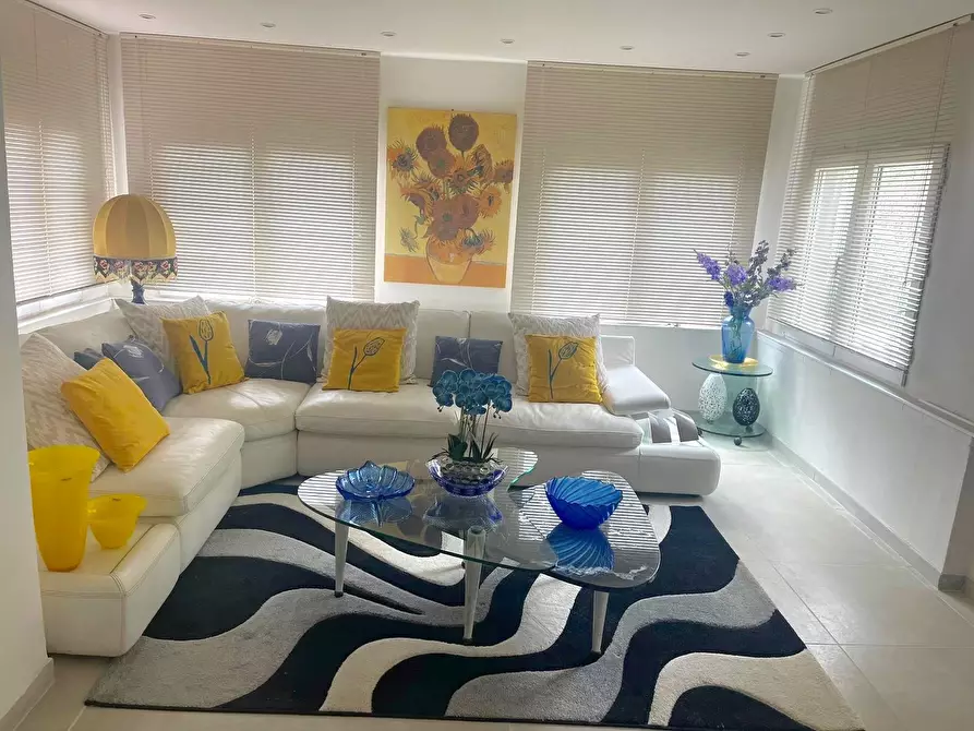 Immagine 9 di Casa trifamiliare in vendita  a Tresana