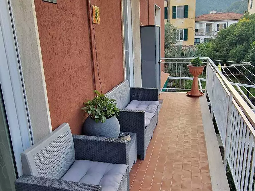 Immagine 11 di Appartamento in vendita  a Ameglia