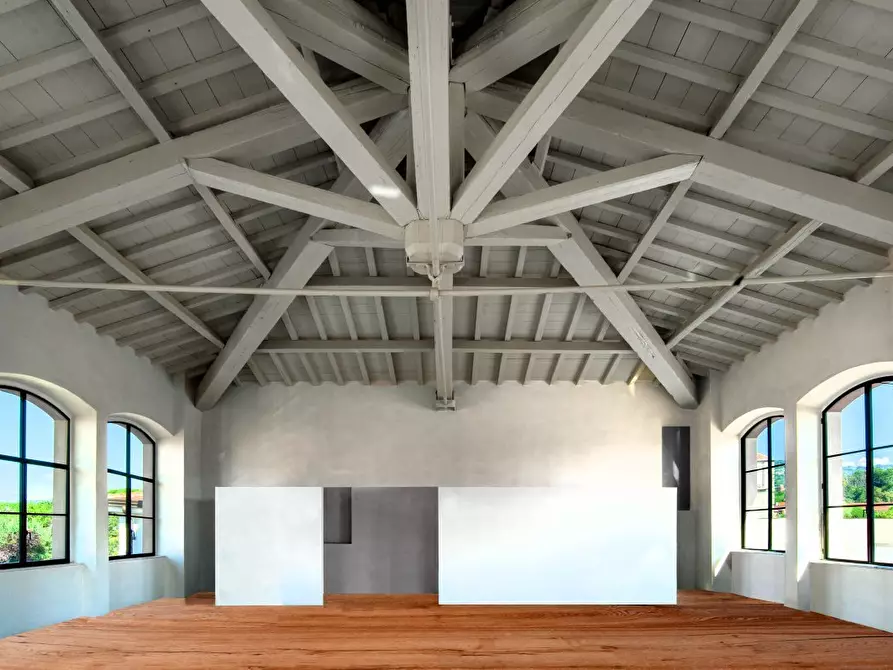 Immagine 11 di Quadrilocale in vendita  a Sarzana