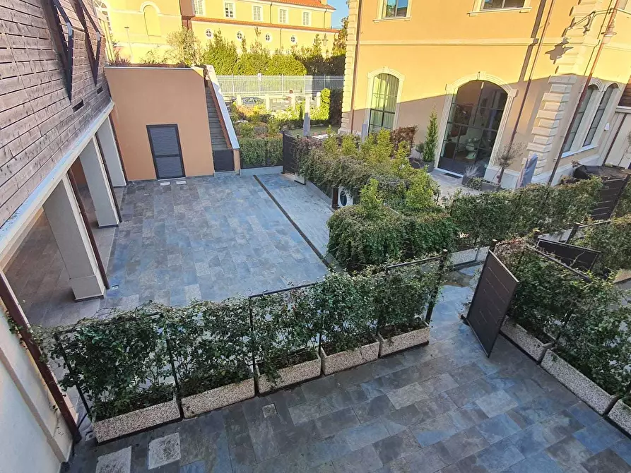 Immagine 32 di Quadrilocale in vendita  a Sarzana