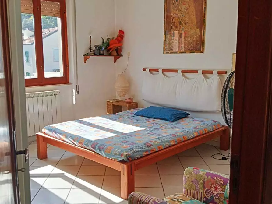 Immagine 8 di Trilocale in vendita  a Ameglia