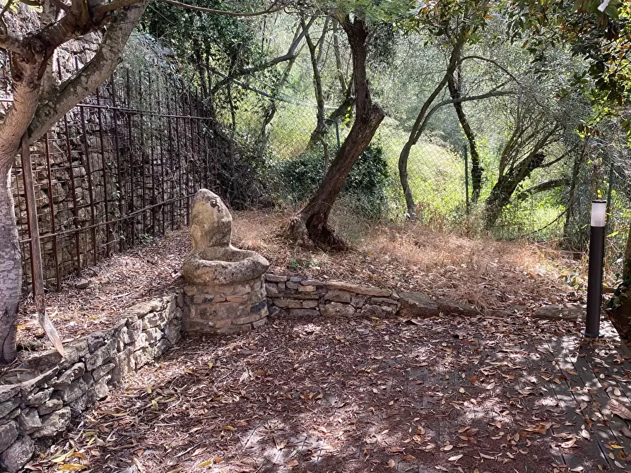 Immagine 3 di Trilocale in vendita  a Lerici