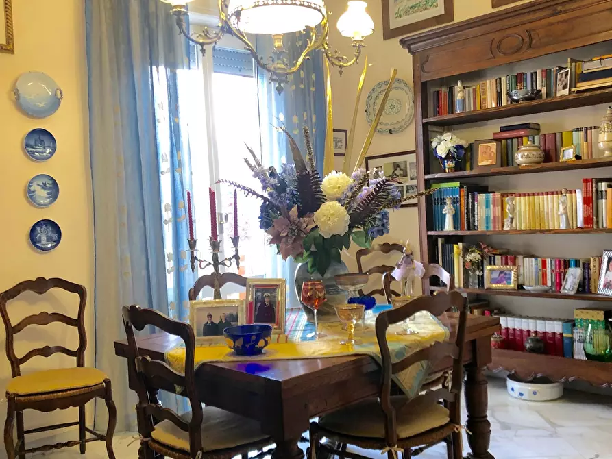 Immagine 5 di Casa bifamiliare in vendita  a Sarzana