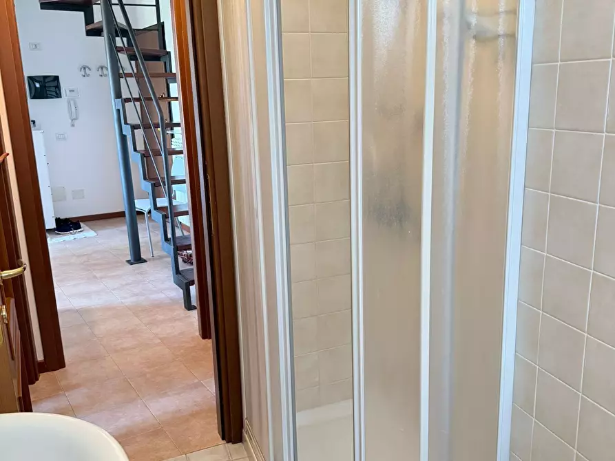 Immagine 12 di Trilocale in vendita  a Ameglia