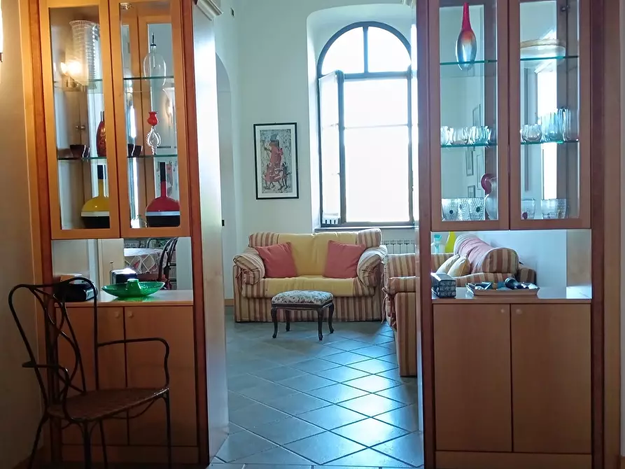 Immagine 4 di Trilocale in vendita  a Ameglia