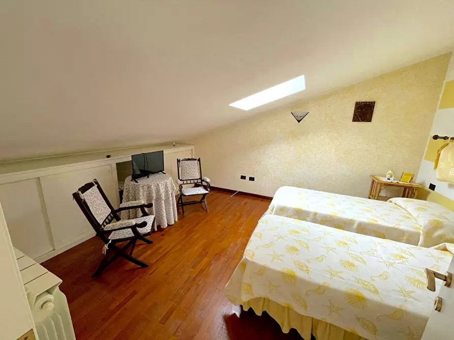 Immagine 36 di Casa semindipendente in vendita  a Ameglia