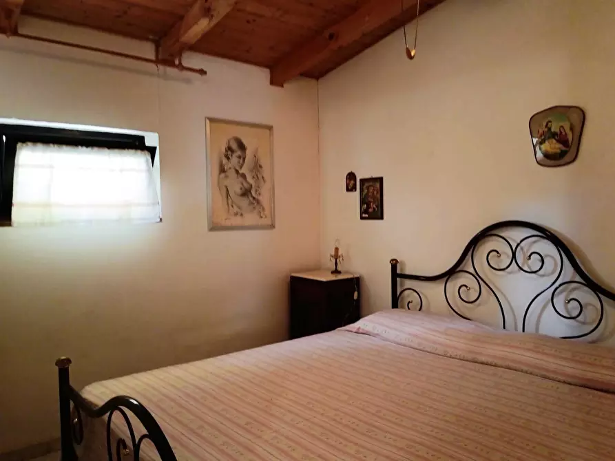 Immagine 31 di Casa semindipendente in vendita  a Ameglia