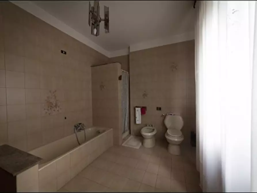 Immagine 8 di Casa semindipendente in vendita  a Ameglia