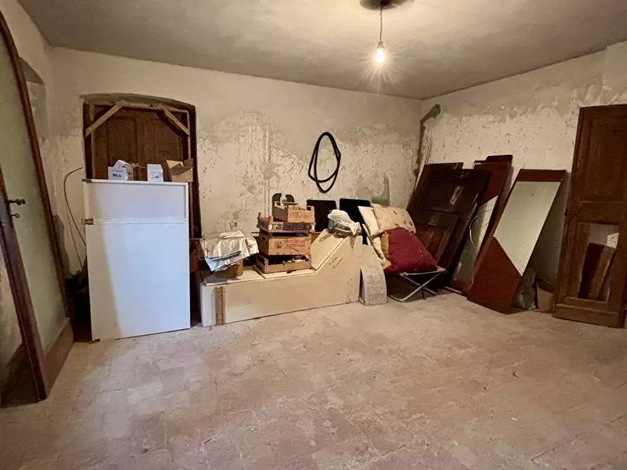 Immagine 52 di Villa in vendita  a Castelnuovo Magra