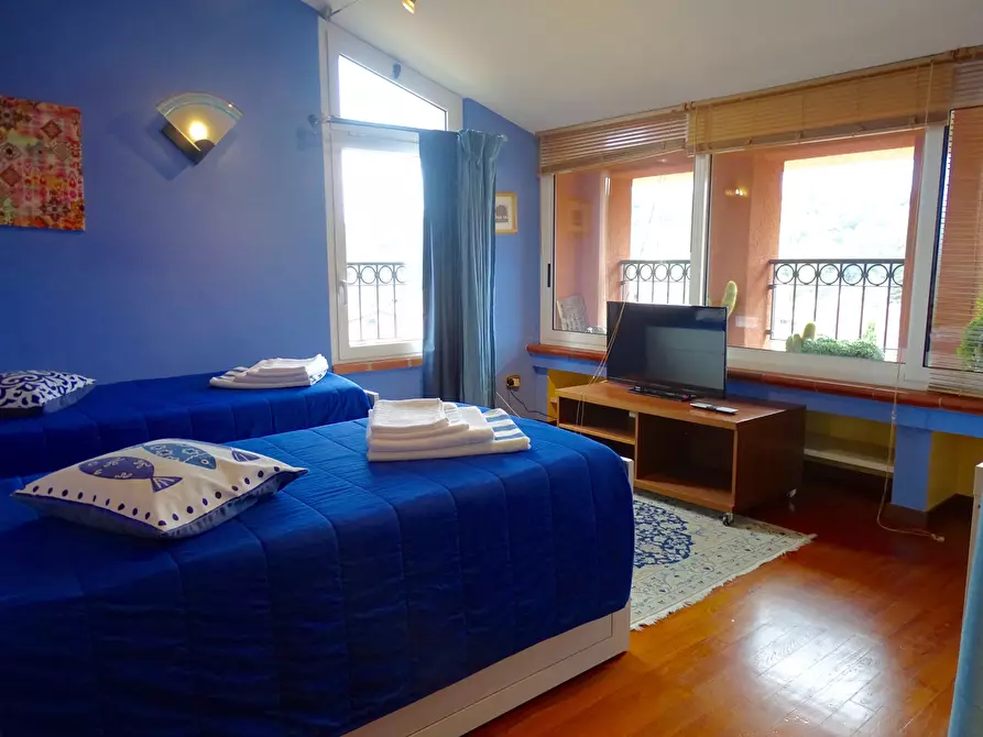 Immagine 30 di Villa in vendita  a Sarzana