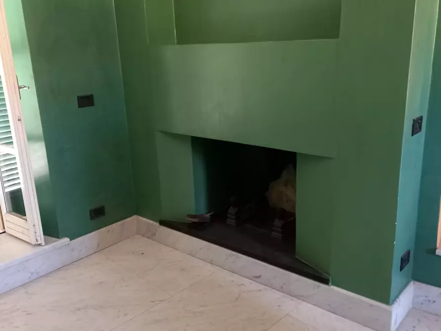 Immagine 2 di Appartamento in affitto  in Via Verdi 1B a Carrara