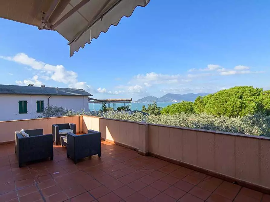 Immagine 21 di Appartamento in affitto  in VIA IITRAVERSA a Lerici