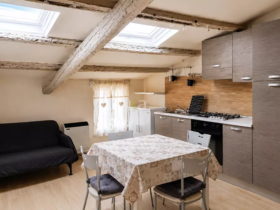 Immagine 2 di Appartamento in vendita  in Via Roccabella 21 a Jesi