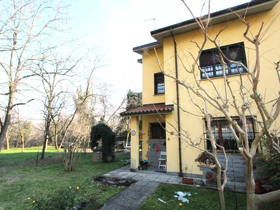 Immagine 2 di Villetta a schiera in vendita  in Via Generale Carlo Alberto dalla Chiesa a Valsamoggia