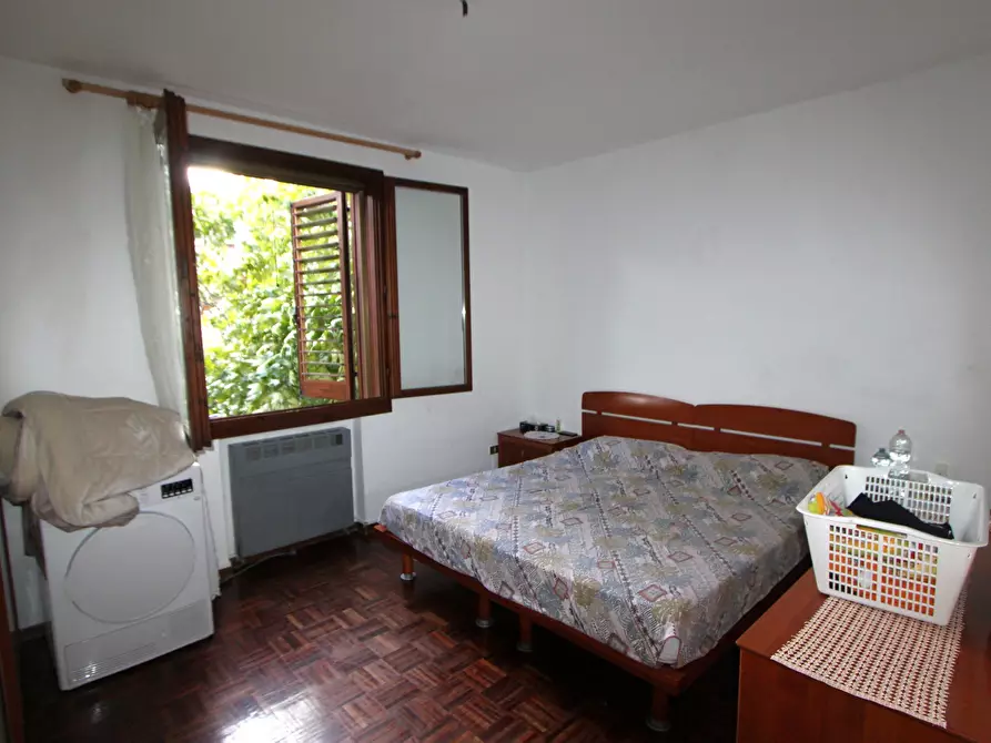 Immagine 6 di Appartamento in vendita  in Via A. Zanasi a Valsamoggia