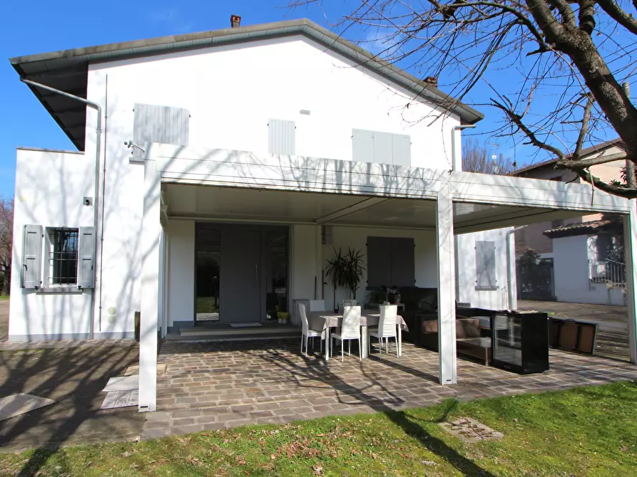 Immagine 55 di Villa in vendita  in SP76 17 a Valsamoggia