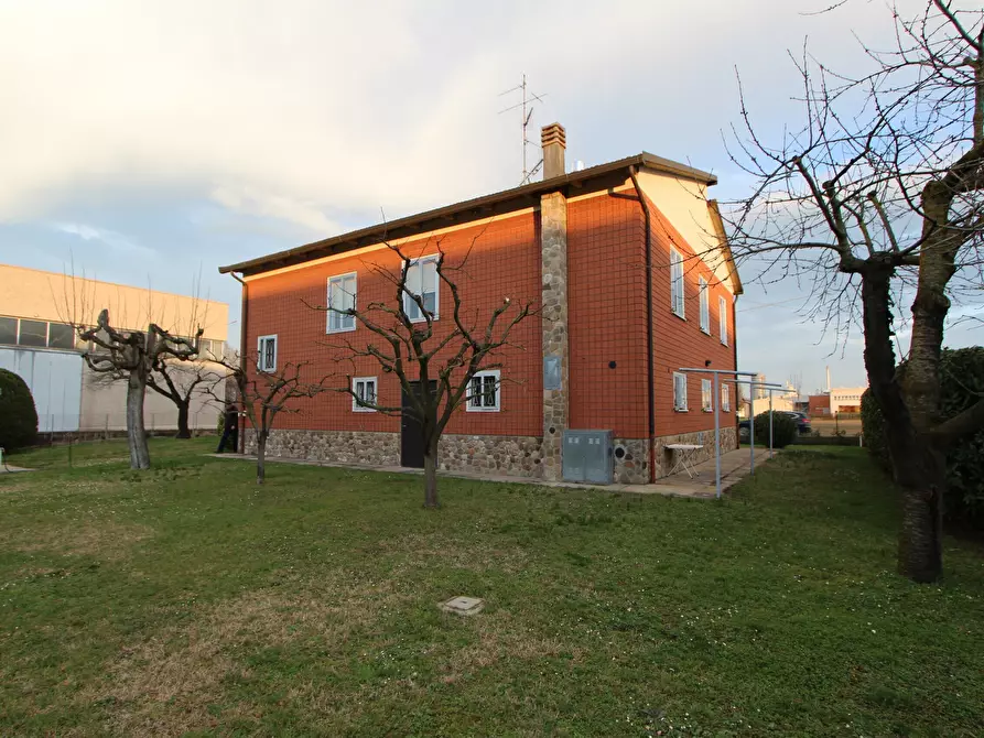 Immagine 29 di Casa indipendente in vendita  in Via Tombetto 18-22 a Valsamoggia