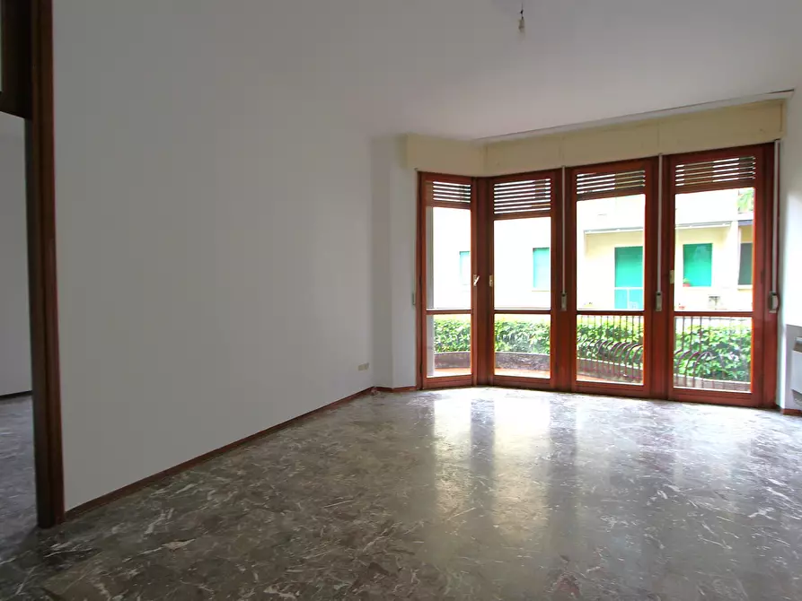 Immagine 27 di Appartamento in vendita  in Viale della Costituzione 6 a Valsamoggia