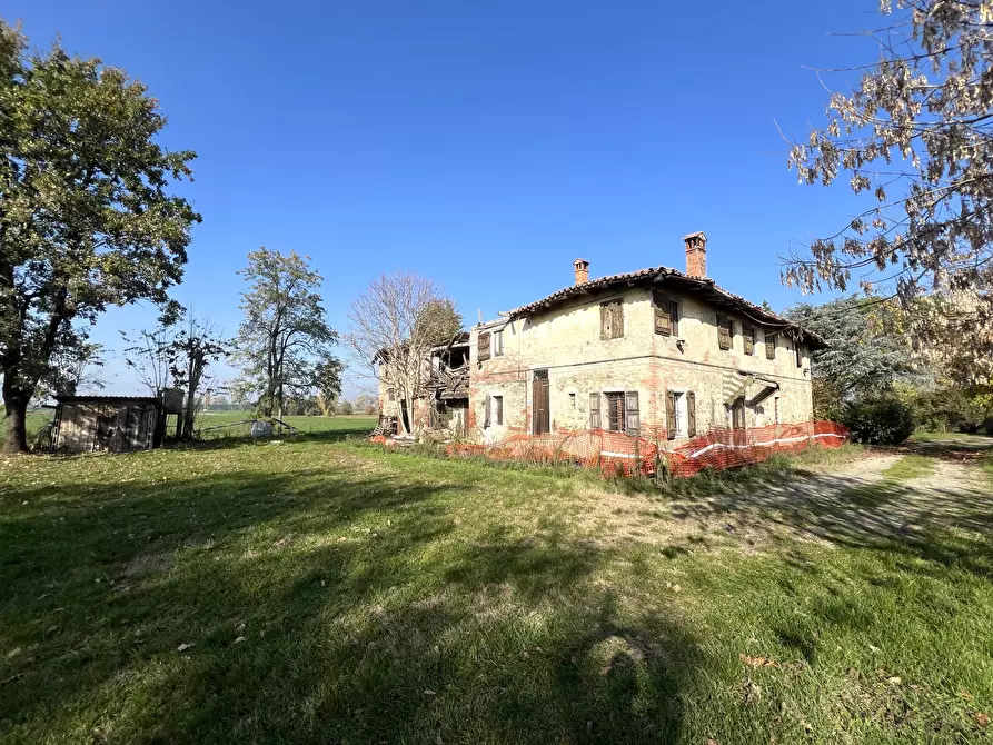 Immagine 6 di Rustico / casale in vendita  in Via Ca' Rossa a Valsamoggia