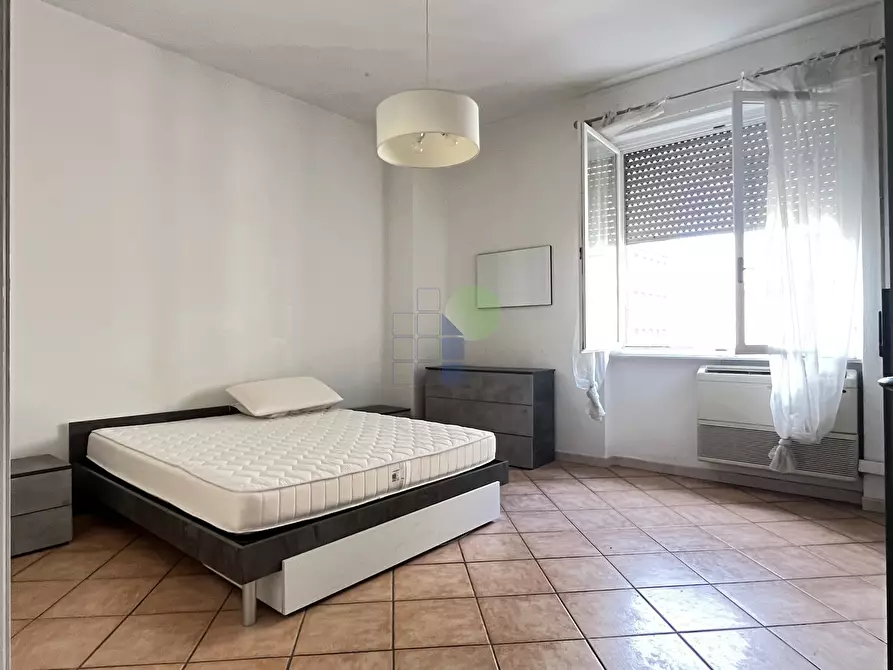 Immagine 7 di Trilocale in vendita  in Via Grande 225 a Livorno