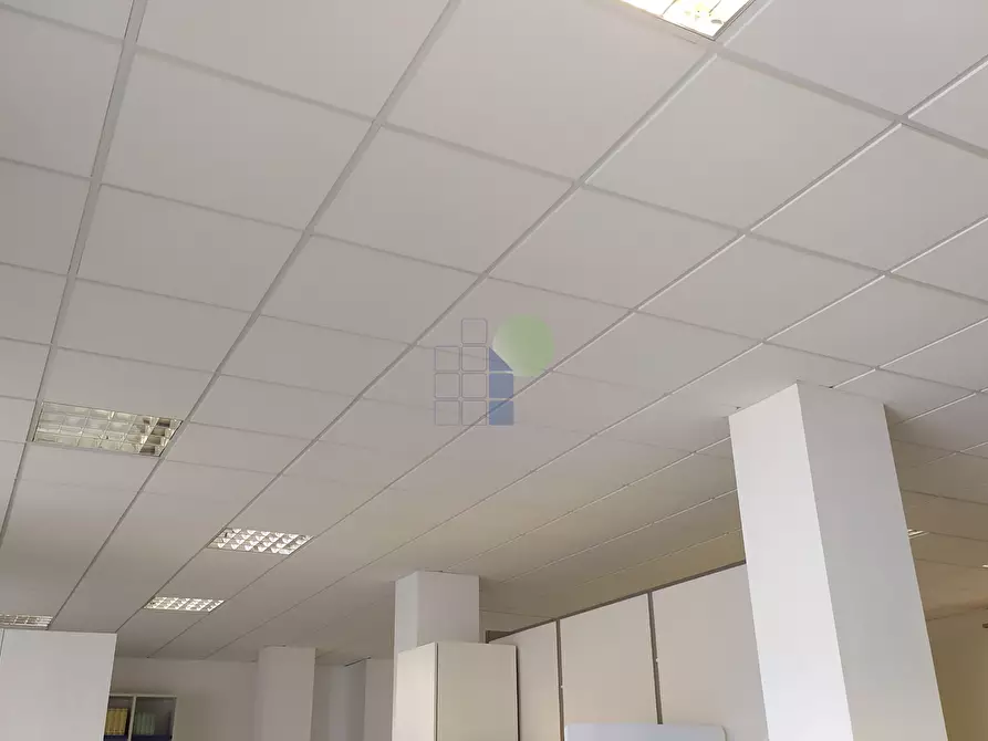 Immagine 7 di Attività artigianale in vendita  in Via Francesco Pera 1 a Livorno