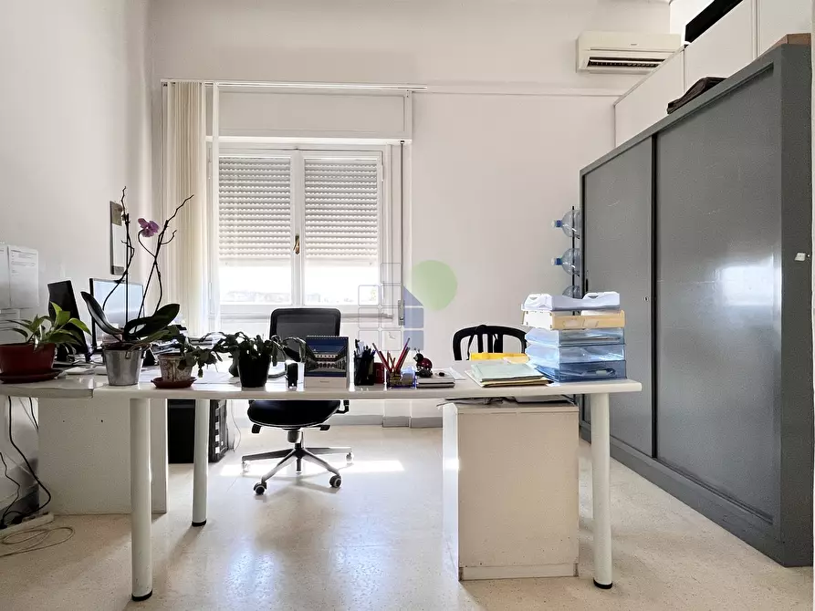 Immagine 16 di Ufficio in affitto  in Via L. da Vinci 35 a Livorno
