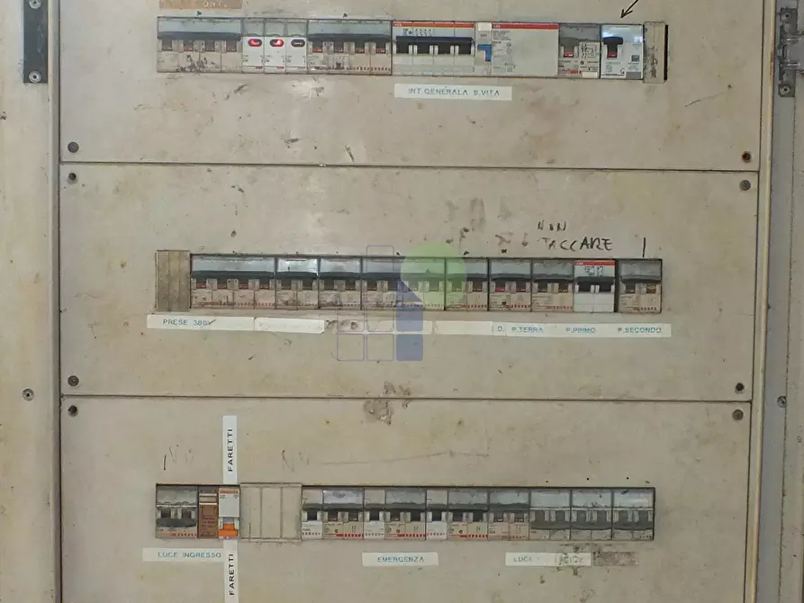 Immagine 18 di Attività artigianale in vendita  in via Arno 22 a Piombino