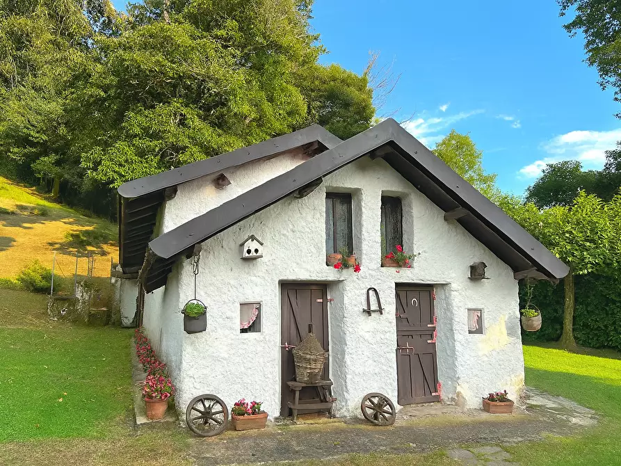 Immagine 45 di Villa in vendita  in Regione Cantarana 1 a Arona