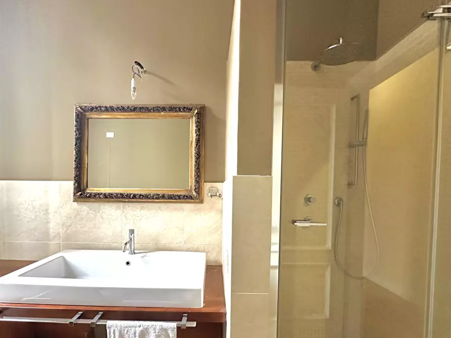 Immagine 14 di Trilocale in affitto  in Via XX Settembre 1 a Arona