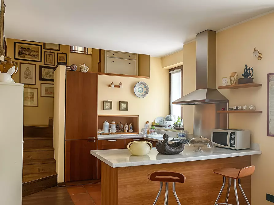 Immagine 11 di Villa in vendita  in Regione Cantarana 1 a Arona