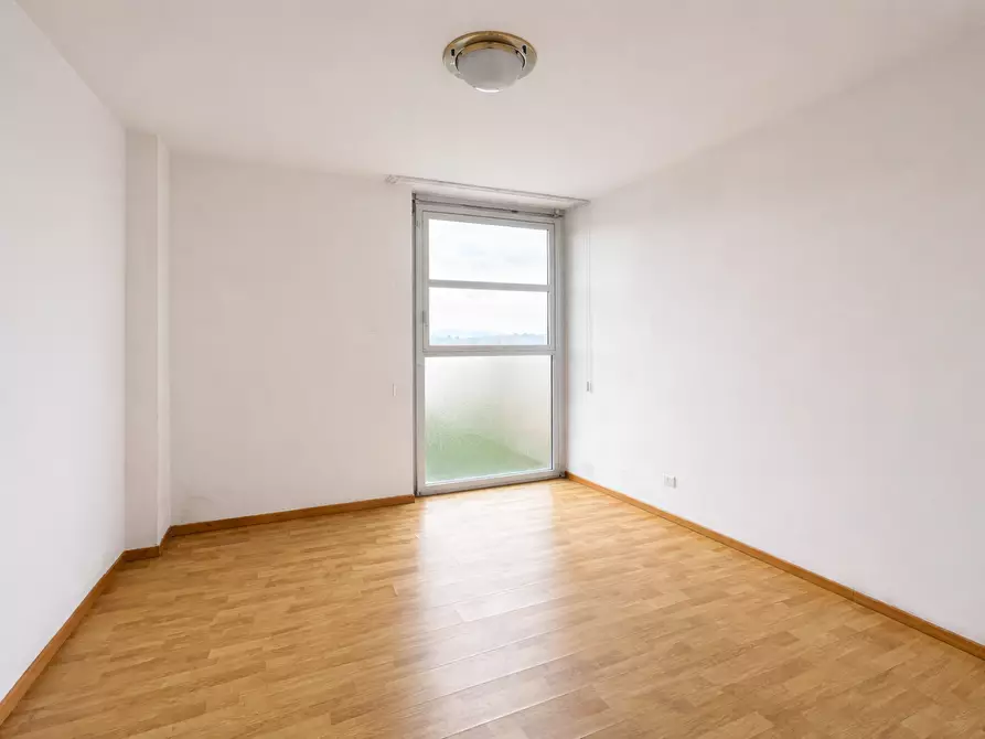 Immagine 15 di Trilocale in affitto  in Via Cristoforo Colombo 1 a Dormelletto