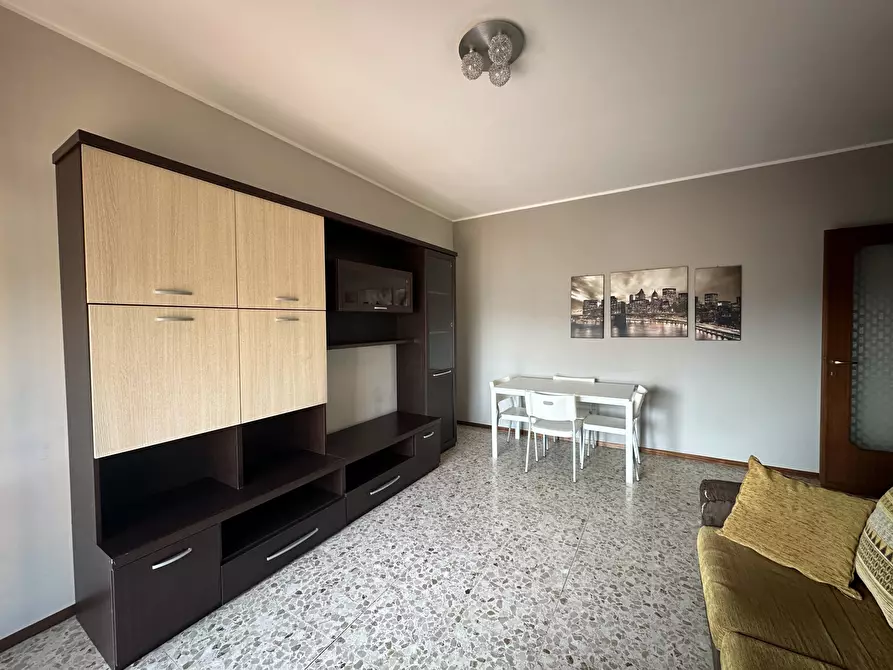 Immagine 5 di Bilocale in affitto  in Via Vittorio Veneto 1 a Arona