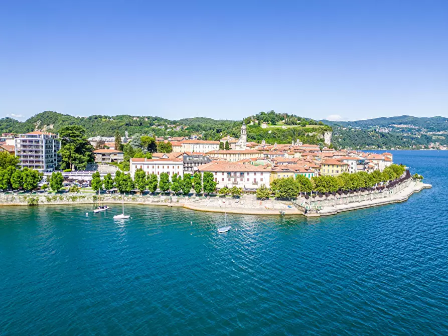 Immagine 19 di Bilocale in affitto  in Via Giovanni Verga 1 a Arona