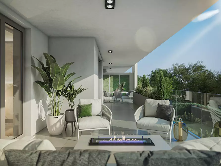 Immagine 6 di Pentalocale in vendita  in Via XX Settembre 94 a Arona