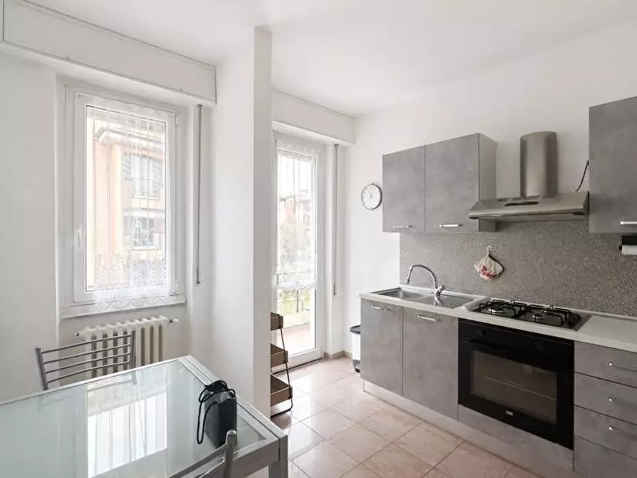 Immagine 5 di Bilocale in affitto  in Via XXIV Maggio 1 a Arona