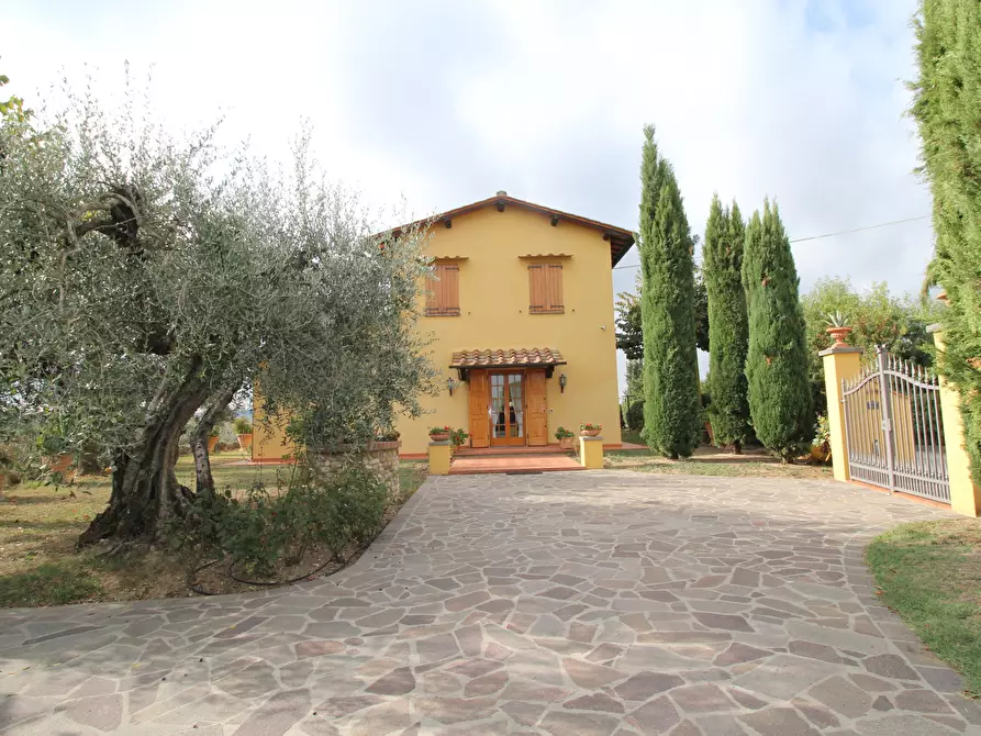 Immagine 21 di Villa in vendita  in via tortori a Montespertoli