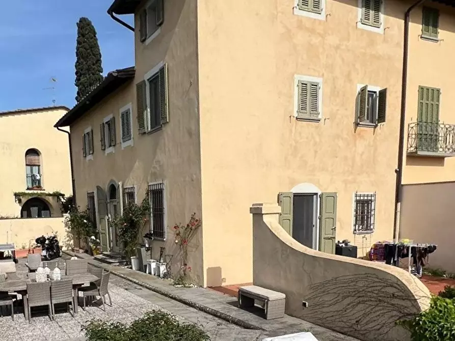 Immagine 3 di Porzione di casa in vendita  in Via di Vingone a Scandicci