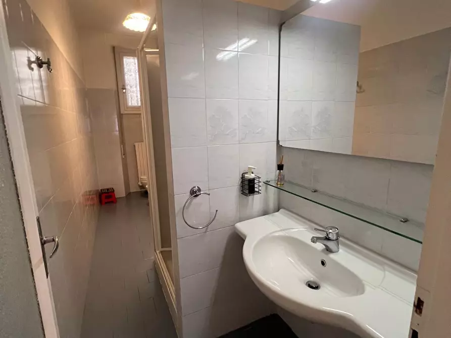 Immagine 24 di Trilocale in vendita  a Firenze