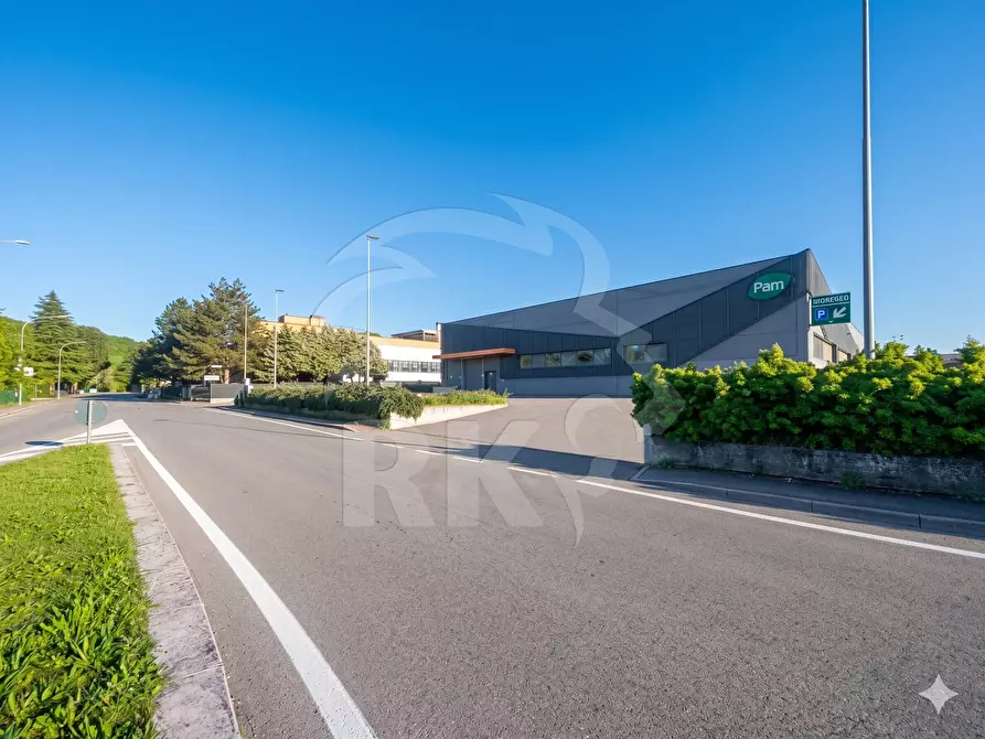 Immagine 3 di Attività artigianale in affitto  in Via dell'Artigiano 49 a Pianoro