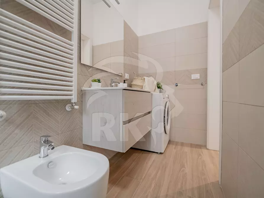 Immagine 13 di Trilocale in affitto  in Via Pietro Mengoli 31 a Bologna