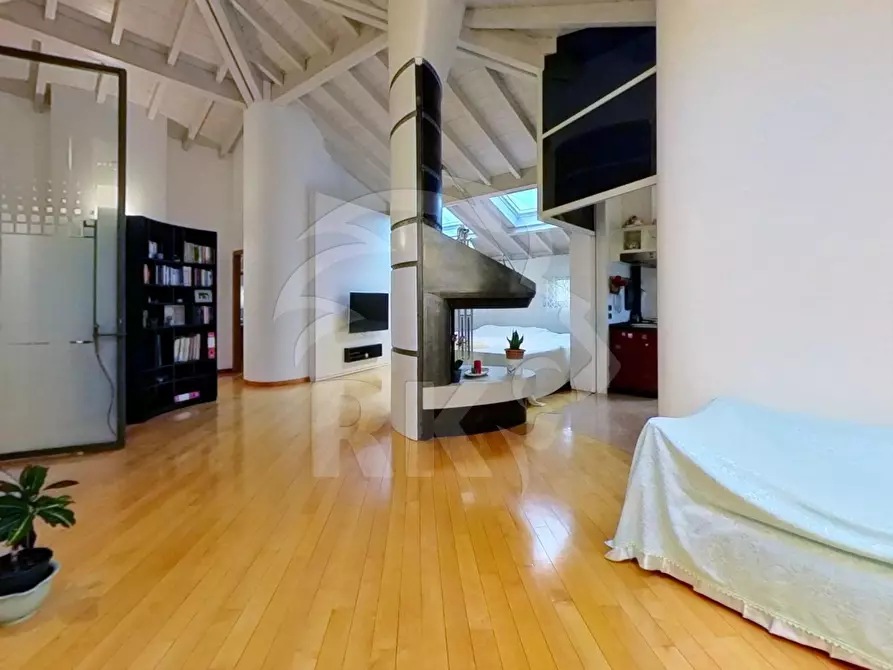 Immagine 30 di Villa in vendita  in via Porrettana 242 a Sasso Marconi